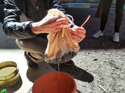 flot gathered into drying bag